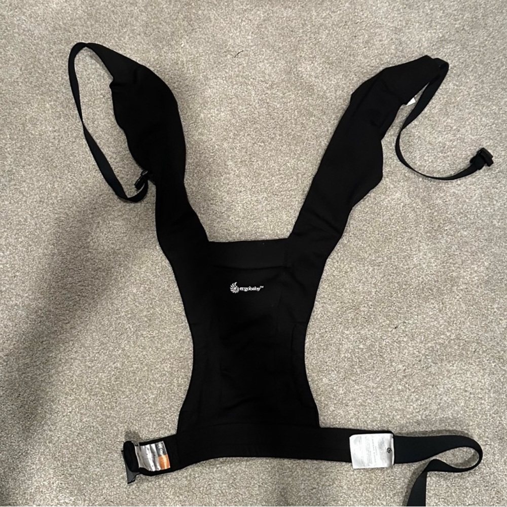 Ergo baby embrace, black used